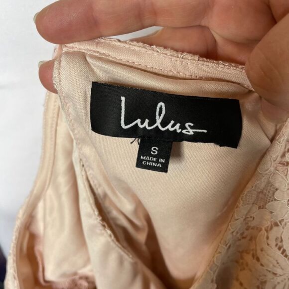 Lulu's Turn Back Time blush pink lace tiered top small - Picture 8 of 9